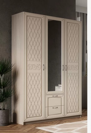 Шкаф трехдверный с зеркалом "Париж" № 2 в Покачах - pokachi.mebel-tymen.ru | фото